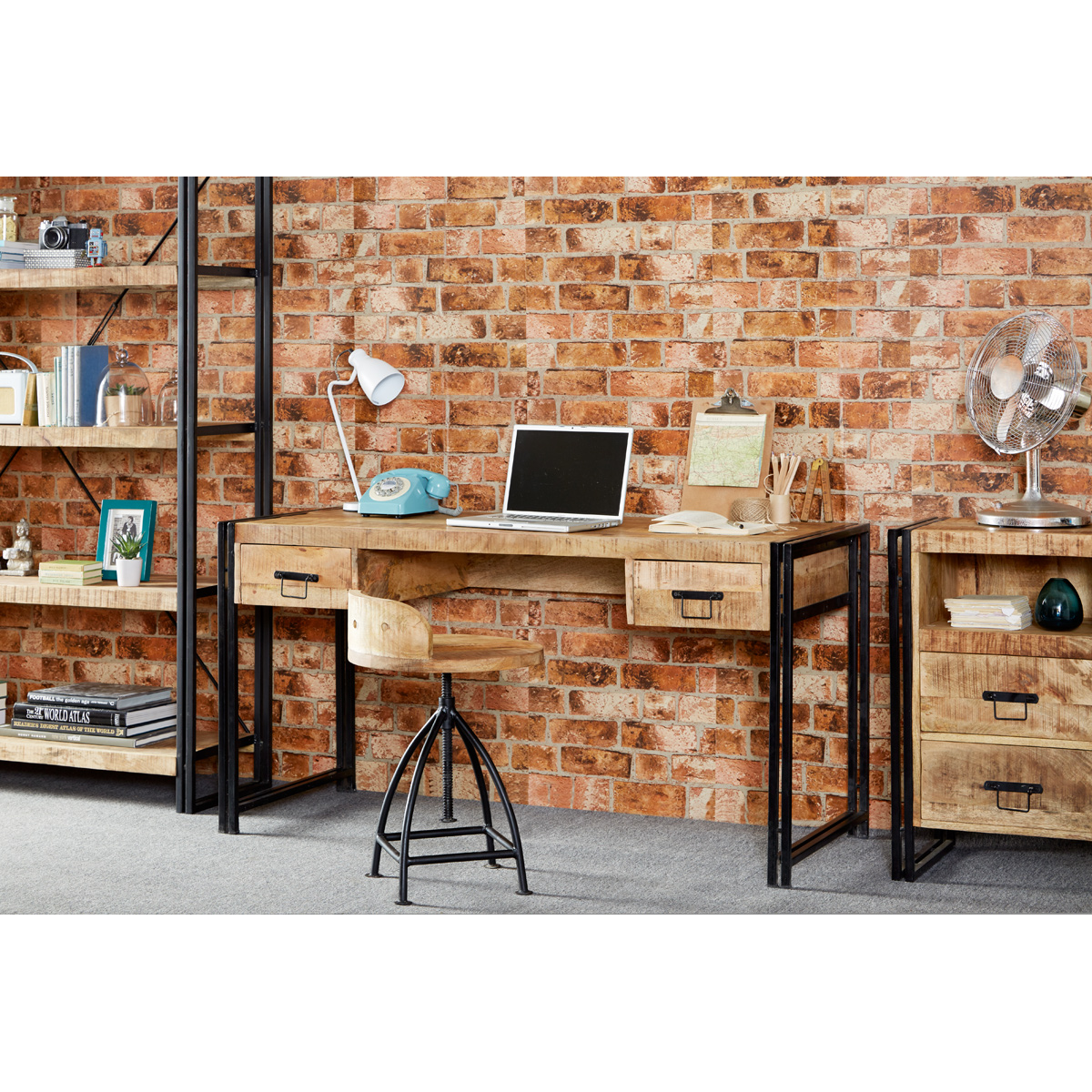 Cosmo Industrial Solid Mango Wood Desk – Hand‑Crafted with Reclaimed Metal